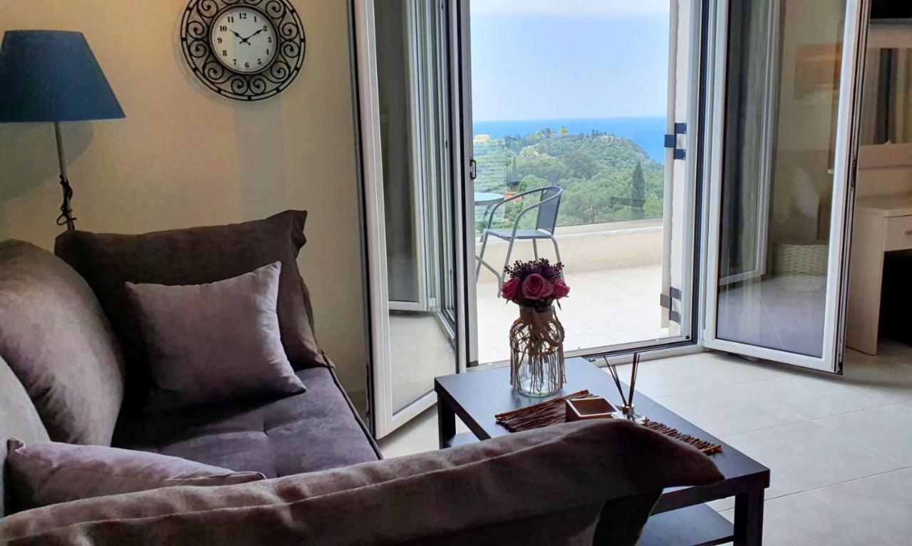 Lákones V&D Paleokastritsa Apartments מראה חיצוני תמונה